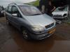 Opel Zafira 1.8 16V Skrotfordon (2001, GRIJS)