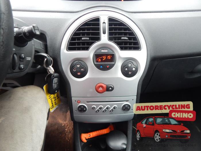 Renault Modus/Grand Modus 1.2 16V TCE 100 Sloopvoertuig (2008, Geel)