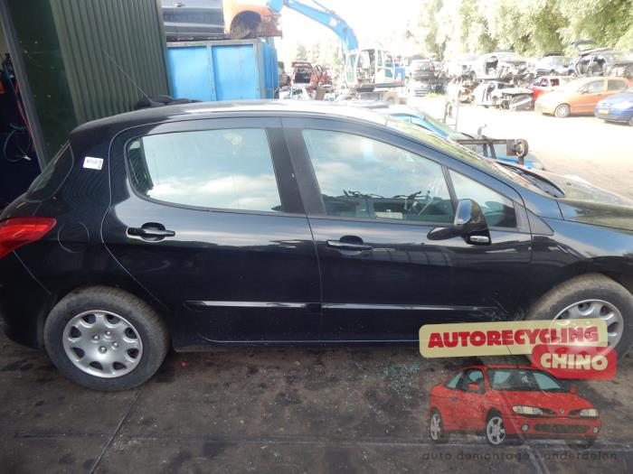 Peugeot 308 1.6 VTI 16V Skrotfordon (2009, ZWART)