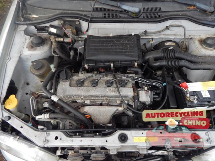 Nissan Micra 1.3 LX,SLX 16V Skrotfordon (2000, GRIJS)