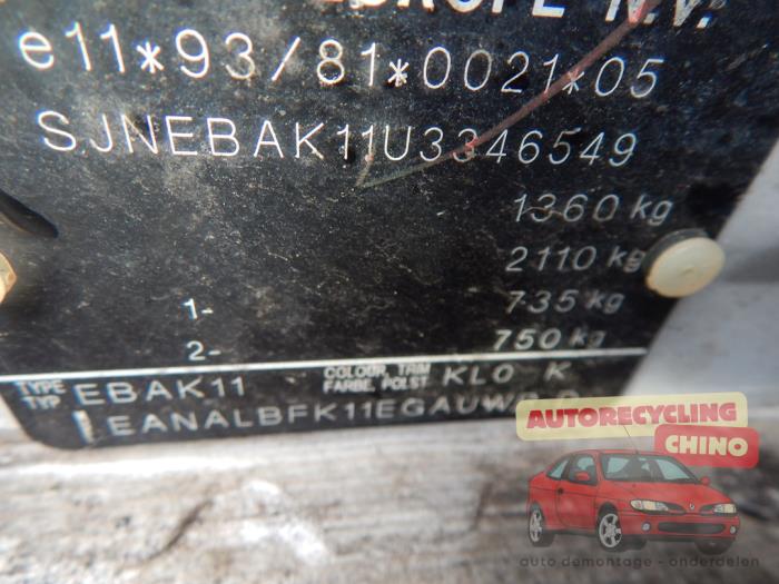 Nissan Micra 1.3 LX,SLX 16V Skrotfordon (2000, GRIJS)