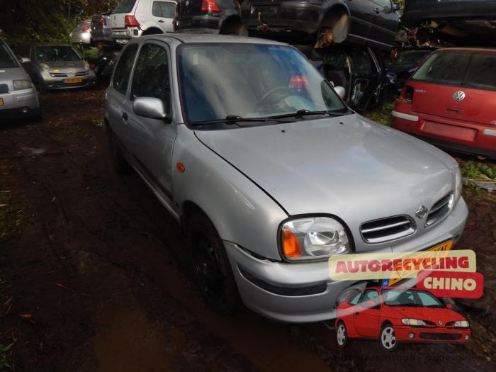 Nissan Micra 1.3 LX,SLX 16V Skrotfordon (2000, GRIJS)