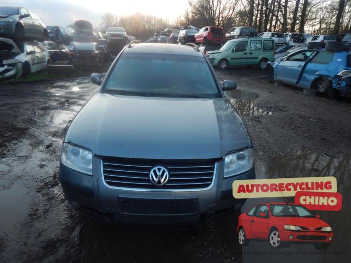 Volkswagen Passat Variant 2.0 20V Skrotfordon (2004, GRIJS)