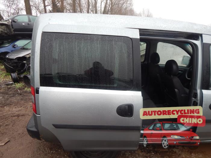 Opel Combo Tour 1.7 CDTi 16V Sloopvoertuig (2010, Grijs)