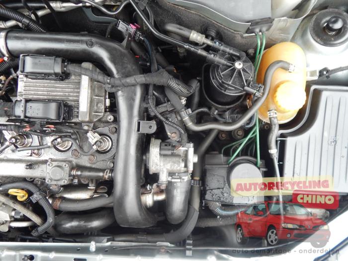 Opel Combo Tour 1.7 CDTi 16V Sloopvoertuig (2010, Grijs)