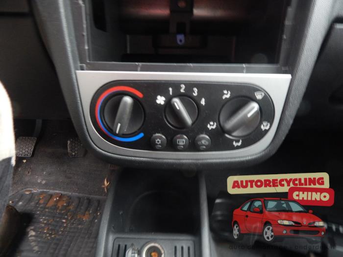 Opel Combo Tour 1.7 CDTi 16V Sloopvoertuig (2010, Grijs)