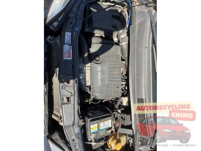 Opel Zafira 1.8 16V Sloopvoertuig (2004, Zwart)