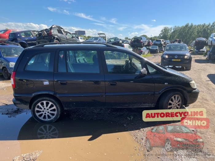 Opel Zafira 1.8 16V Sloopvoertuig (2004, Zwart)