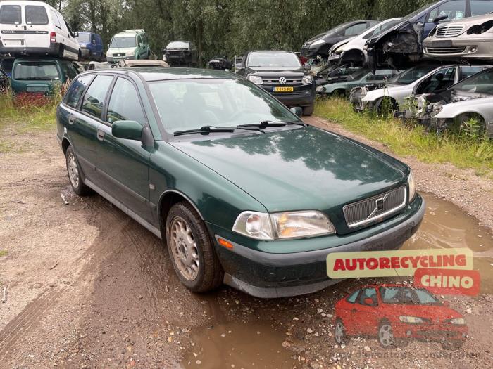 Volvo V40 1.8 16V Sloopvoertuig (1998, Groen)