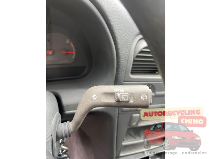 Volvo V40 1.8 16V Sloopvoertuig (1998, Groen)