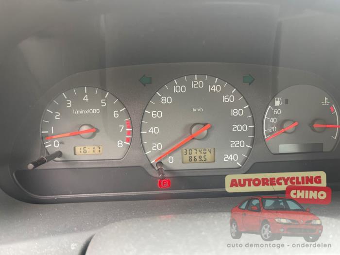 Volvo V40 1.8 16V Sloopvoertuig (1998, Groen)