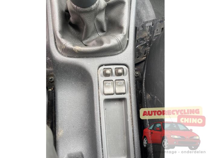 Volvo V40 1.8 16V Sloopvoertuig (1998, Groen)