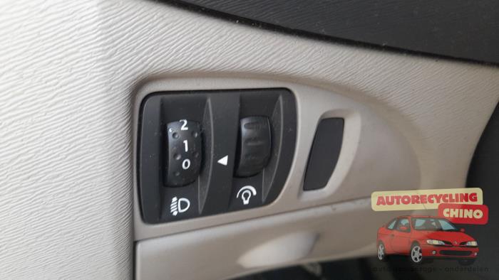 Renault Twingo II 1.2 Sloopvoertuig (2008, Blauw)