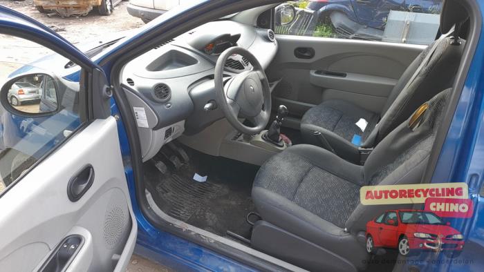 Renault Twingo II 1.2 Sloopvoertuig (2008, Blauw)