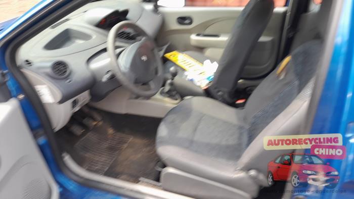 Renault Twingo II 1.2 Sloopvoertuig (2008, Blauw)