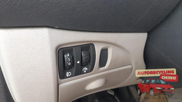 Renault Twingo II 1.2 Sloopvoertuig (2008, Blauw)