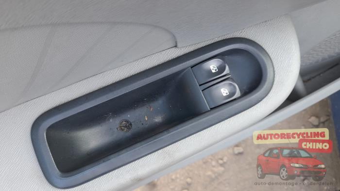 Renault Twingo II 1.2 Sloopvoertuig (2008, Blauw)