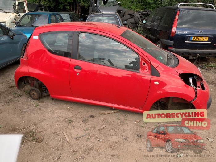 Citroen C1 1.0 12V Samochód złomowany (2008, Czerwony)