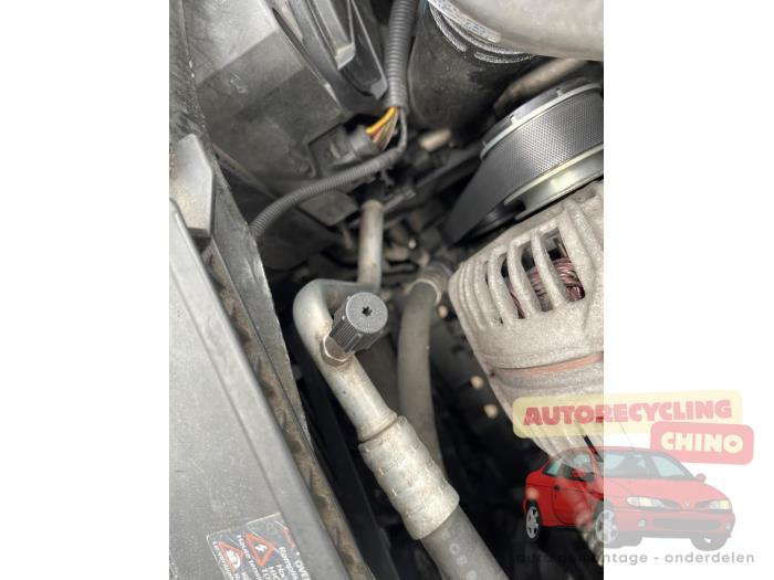 Volkswagen Polo IV 1.9 TDI 100 Skrotfordon (2007, BLAUW)