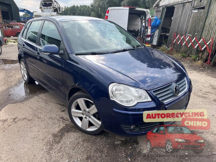 Volkswagen Polo IV 1.9 TDI 100 Skrotfordon (2007, BLAUW)
