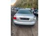Audi A4 Skrotfordon (2004, ZILVER)