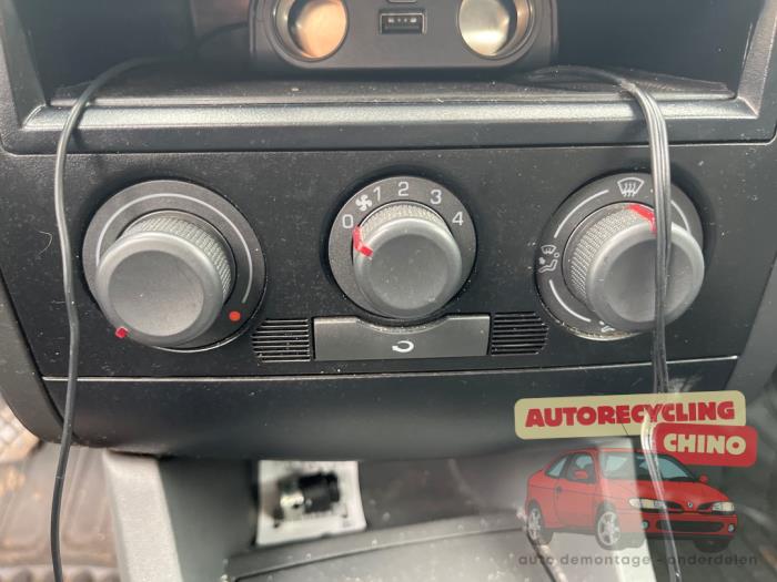 Seat Ibiza III 1.2 12V Skrotfordon (2006, GRIJS)