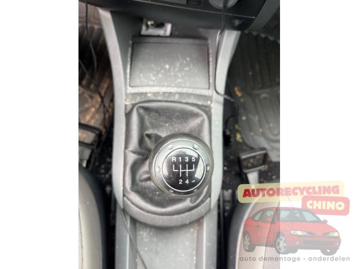 Seat Ibiza III 1.2 12V Skrotfordon (2006, GRIJS)