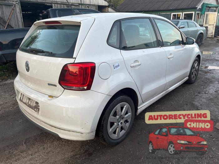Volkswagen Polo V 1.2 TDI 12V BlueMotion Sloopvoertuig (2011, Wit)