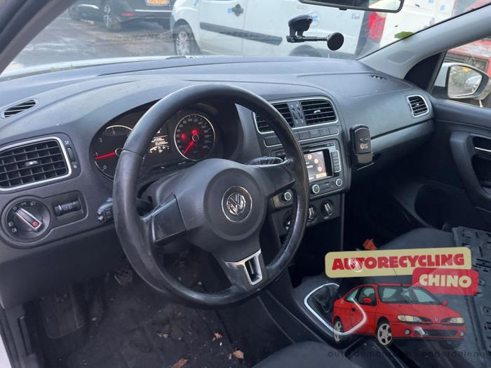 Volkswagen Polo V 1.2 TDI 12V BlueMotion Sloopvoertuig (2011, Wit)