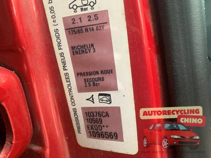 Citroen C3 1.4 Sloopvoertuig (2005, Rood)