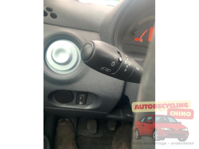 Citroen C3 1.4 Sloopvoertuig (2005, Rood)