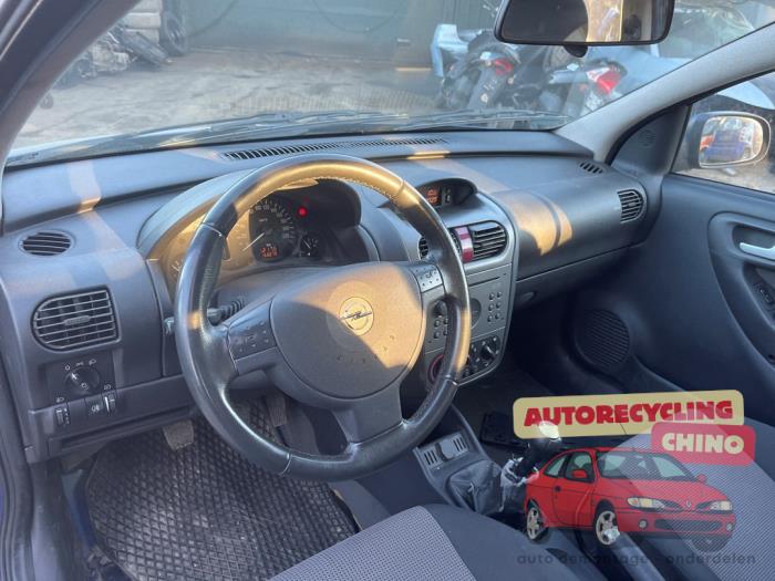 Opel Corsa C 1.2 16V Sloopvoertuig (2004, Blauw)