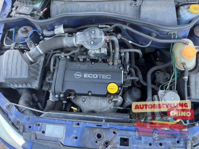Opel Corsa C 1.2 16V Sloopvoertuig (2004, Blauw)