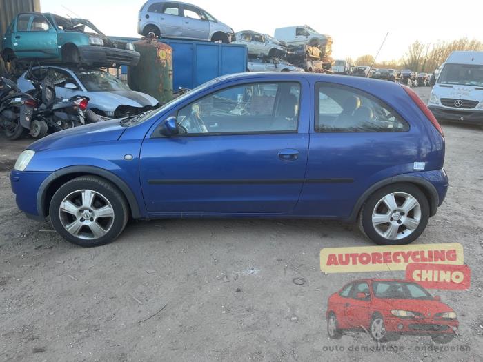Opel Corsa C 1.2 16V Sloopvoertuig (2004, Blauw)