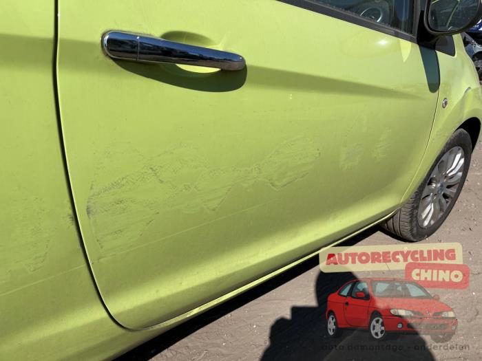 Ford Ka II 1.2 Samochód złomowany (2010, Zielony)