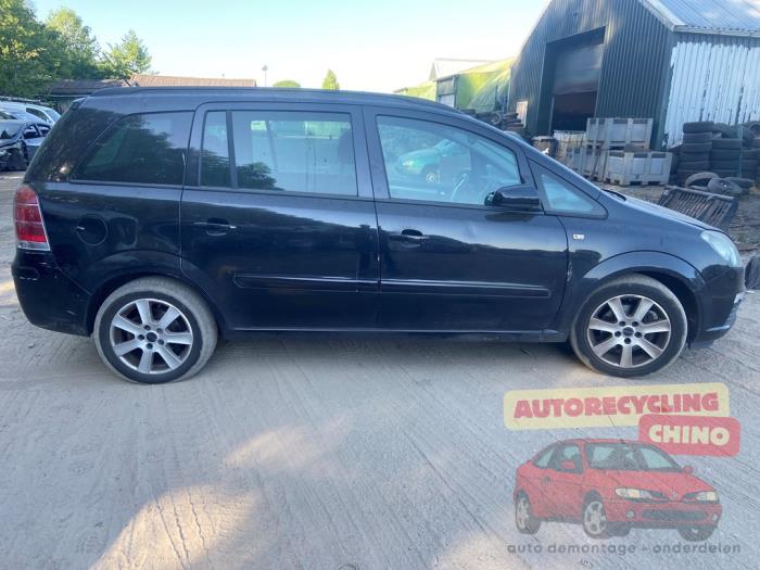 Opel Zafira 1.8 16V Ecotec Sloopvoertuig (2007, Zwart)