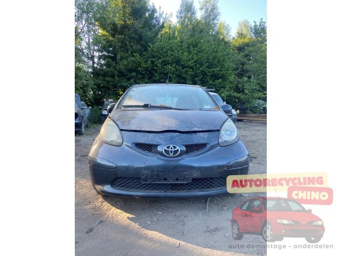 Toyota Aygo 1.0 12V VVT-i Sloopvoertuig (2006, Grijs)
