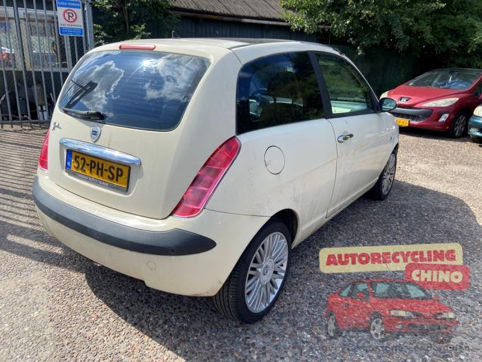 Lancia Ypsilon 1.4 16V Skrotfordon (2004, WIT)