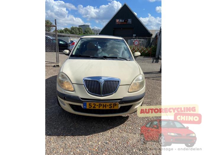 Lancia Ypsilon 1.4 16V Skrotfordon (2004, WIT)