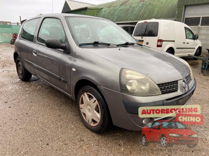 Renault Clio II 1.2 16V Sloopvoertuig (2003, Grijs)