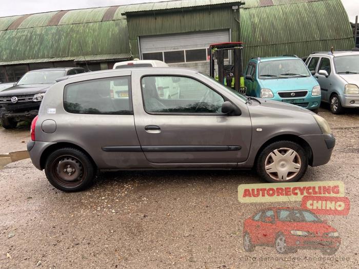 Renault Clio II 1.2 16V Sloopvoertuig (2003, Grijs)