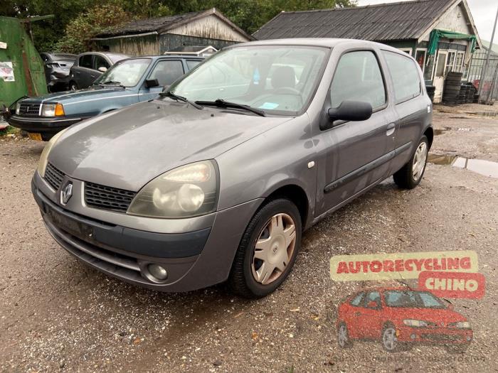 Renault Clio II 1.2 16V Sloopvoertuig (2003, Grijs)