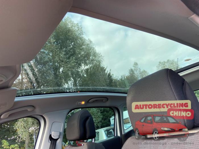 Peugeot 3008 I 1.6 16V THP 155 Occasion (2011, Grijs)