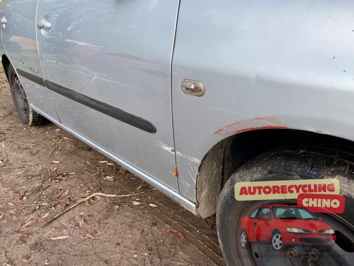 Seat Cordoba 1.4 16V Sloopvoertuig (2005, Grijs)