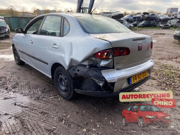 Seat Cordoba 1.4 16V Sloopvoertuig (2005, Grijs)
