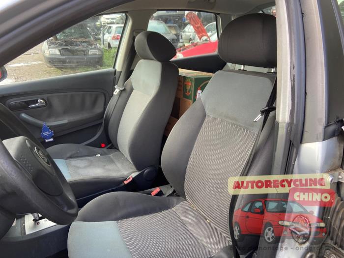 Seat Cordoba 1.4 16V Sloopvoertuig (2005, Grijs)