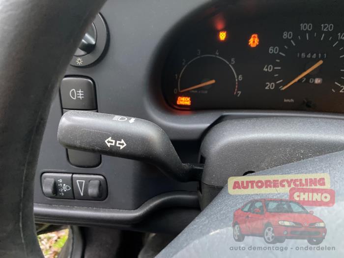 Saab 900 II 2.0 i,Si 16V Skrotfordon (1996, ZWART)