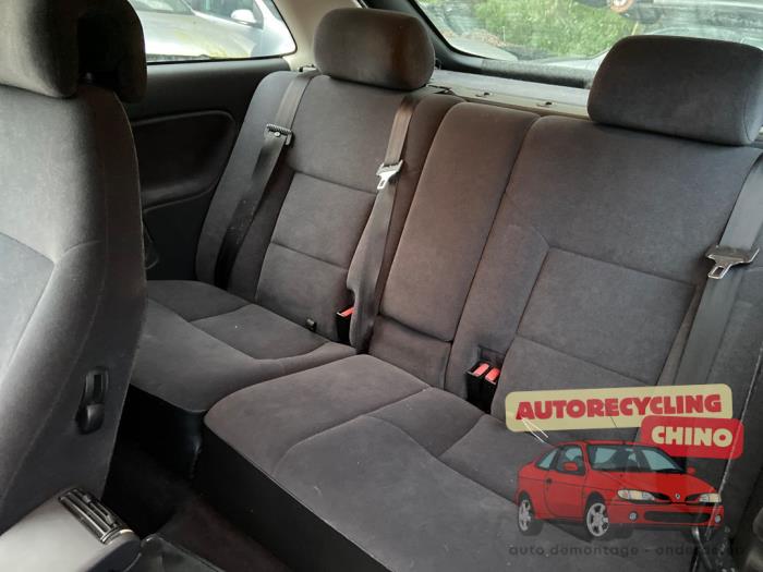 Saab 900 II 2.0 i,Si 16V Skrotfordon (1996, ZWART)