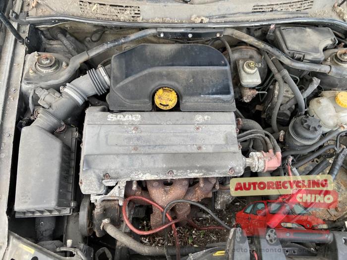 Saab 900 II 2.0 i,Si 16V Skrotfordon (1996, ZWART)