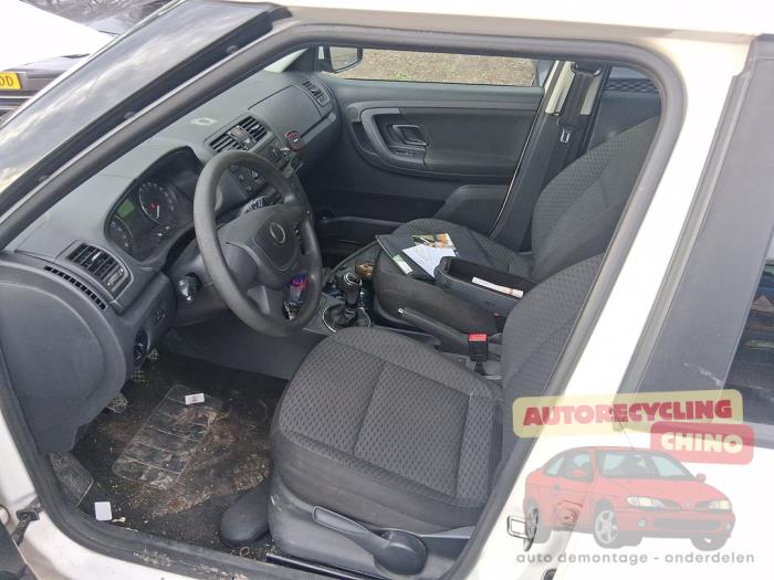 Skoda Fabia II Combi 1.2 TDI 12V Greenline Sloopvoertuig (2012, Wit)